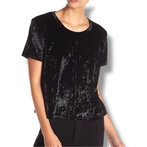 Madison & Berkeley Short Sleeve Black Crushed Velvet Boxy Cut Scoop Neck Tee - Picture 1 of 15